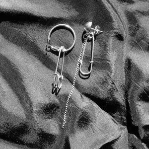 Irregular Safety Pin Stud Earring